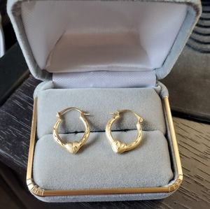 Vintage 10K Gold Heart Hoop Earrings